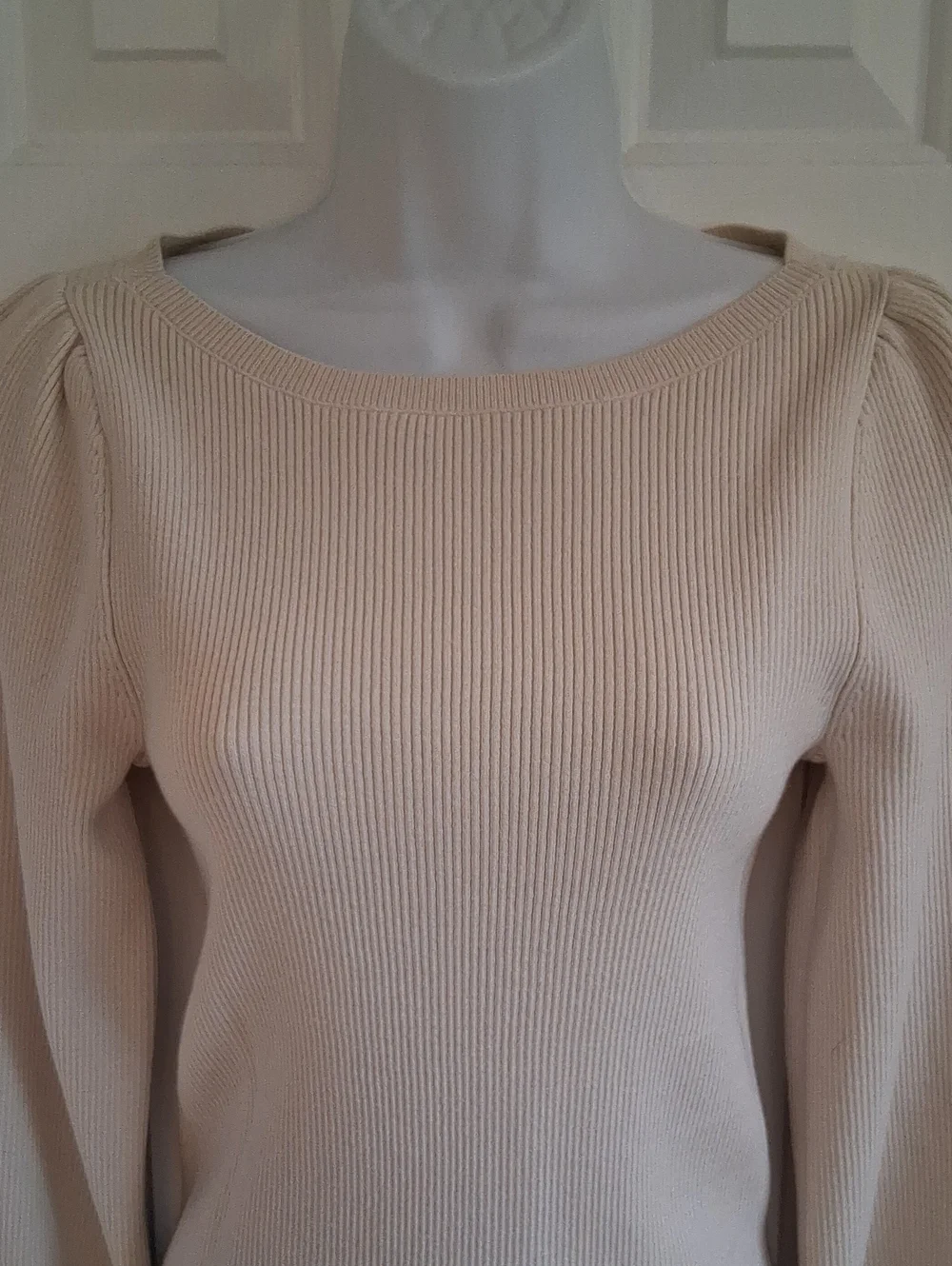 Ann Taylor CREAM Ribbed SWeater NWT